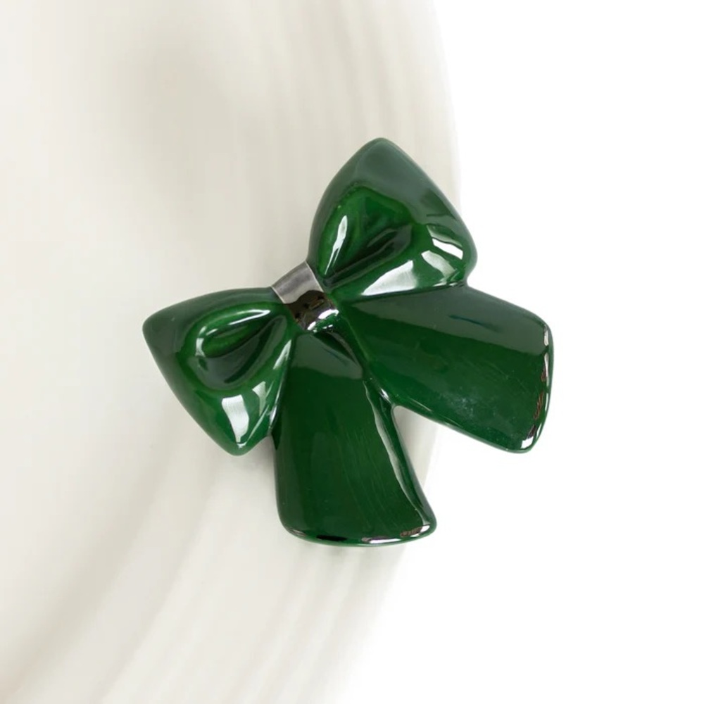 Nora Fleming Mini A418 Wrap It Up (green bow)